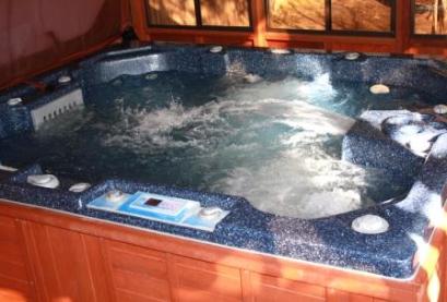  Dallas Bed and breakfast Spa and Cabana. Hot tub jacuzzi.